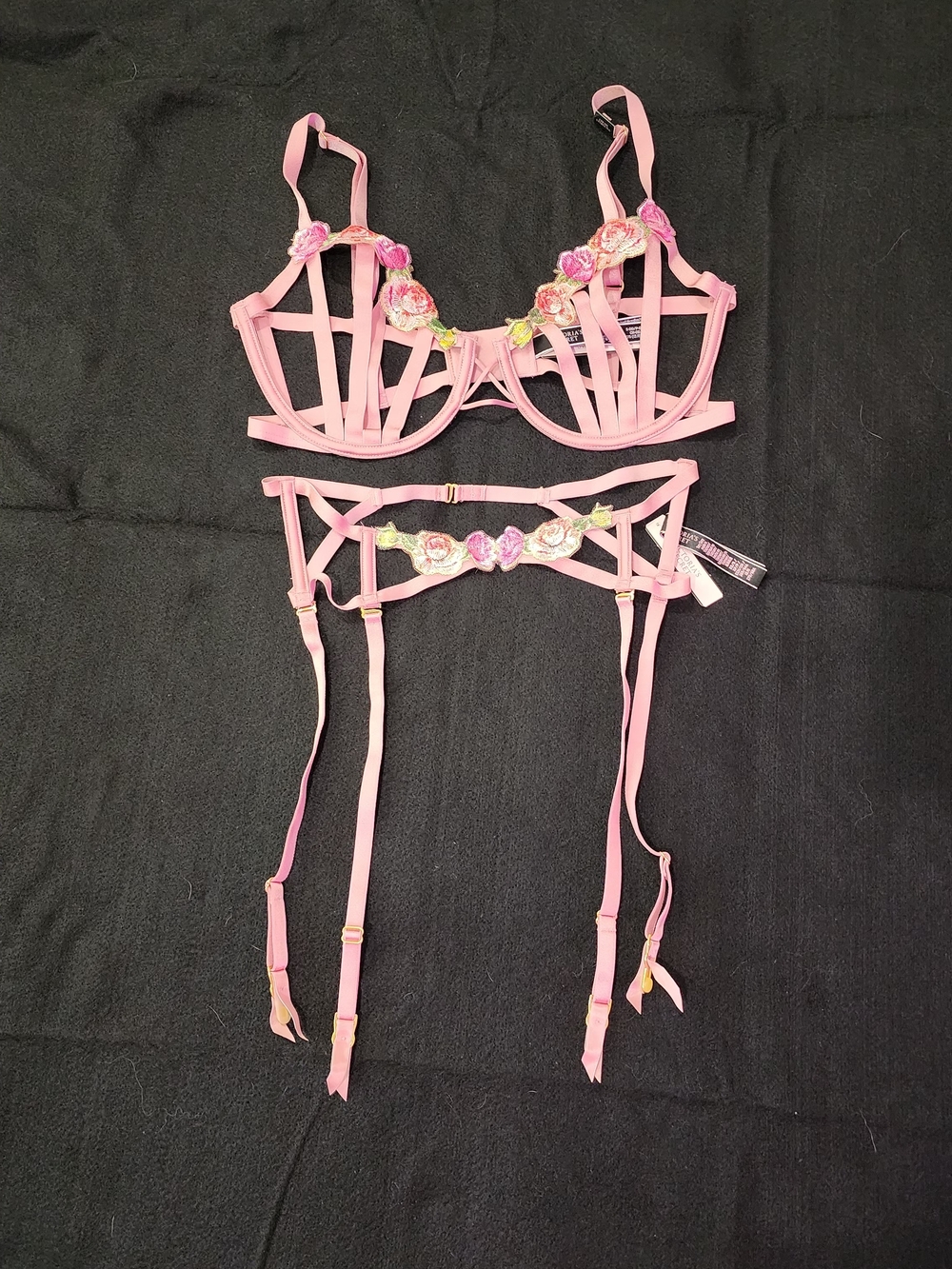 Victoria'a Secret For Love & Lemons S-DD Bra and XS/S Garter Set, NWT